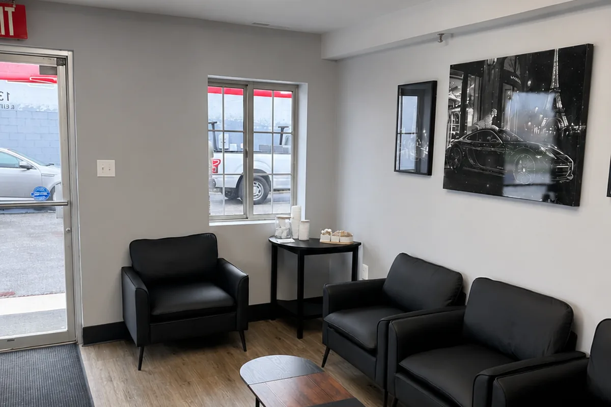 Customer waiting room at R Complete Auto Care